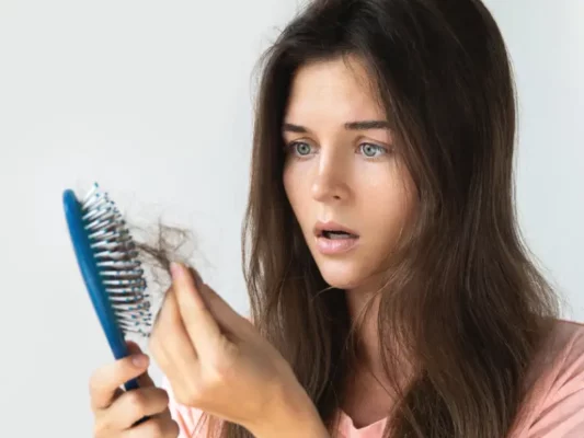 کمبود کدام ویتامین_ها باعث ریزش مو می_شود؟