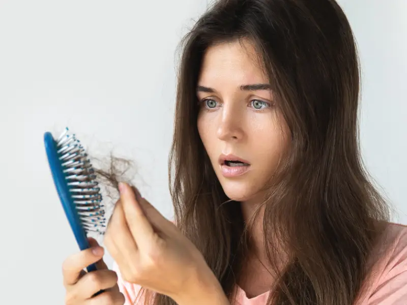 کمبود کدام ویتامین_ها باعث ریزش مو می_شود؟